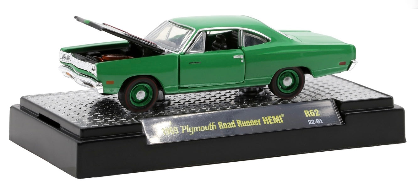 M2 Machines 1:64 die cast 1969 Plymouth Road Runner