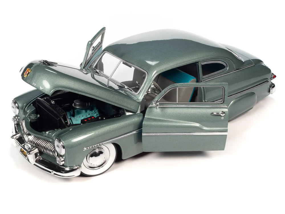 Auto World 1:18 die cast 1949 Mercury Eight Custom Coupe